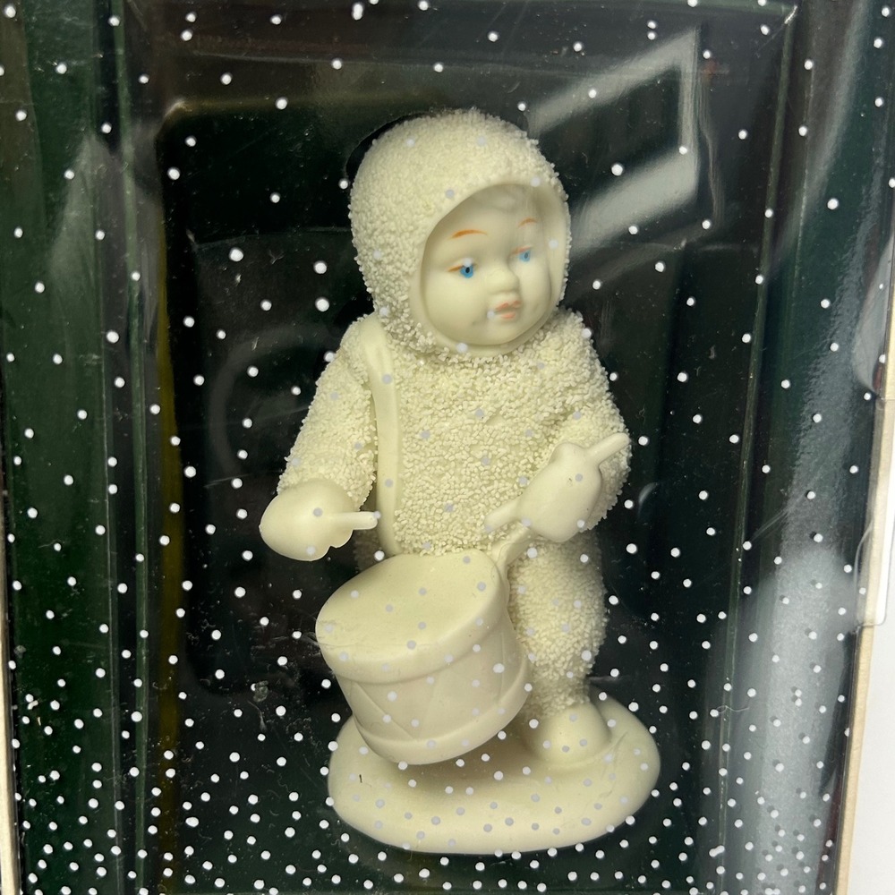 Department 56 Snowbabies Shall I Play For You Winter‎ Tales Figurine in Book Box - Picture 4 of 14